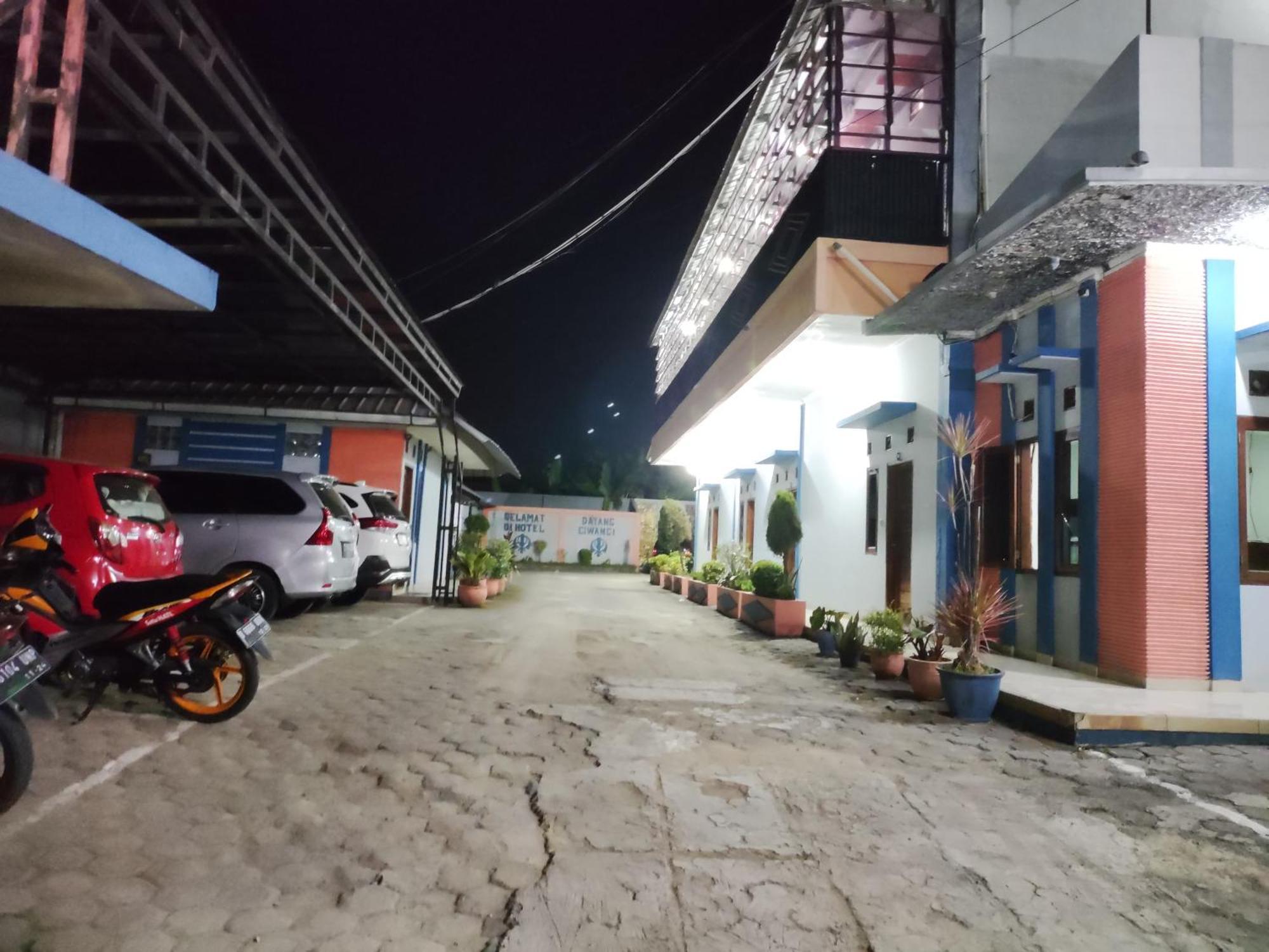 Ciwangi Hotel